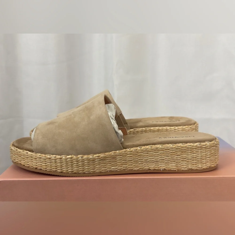 Lisa Vicky  Smile-V Tan Camel Kid Suede Platform   Espadrille Slides US 8M. NWT